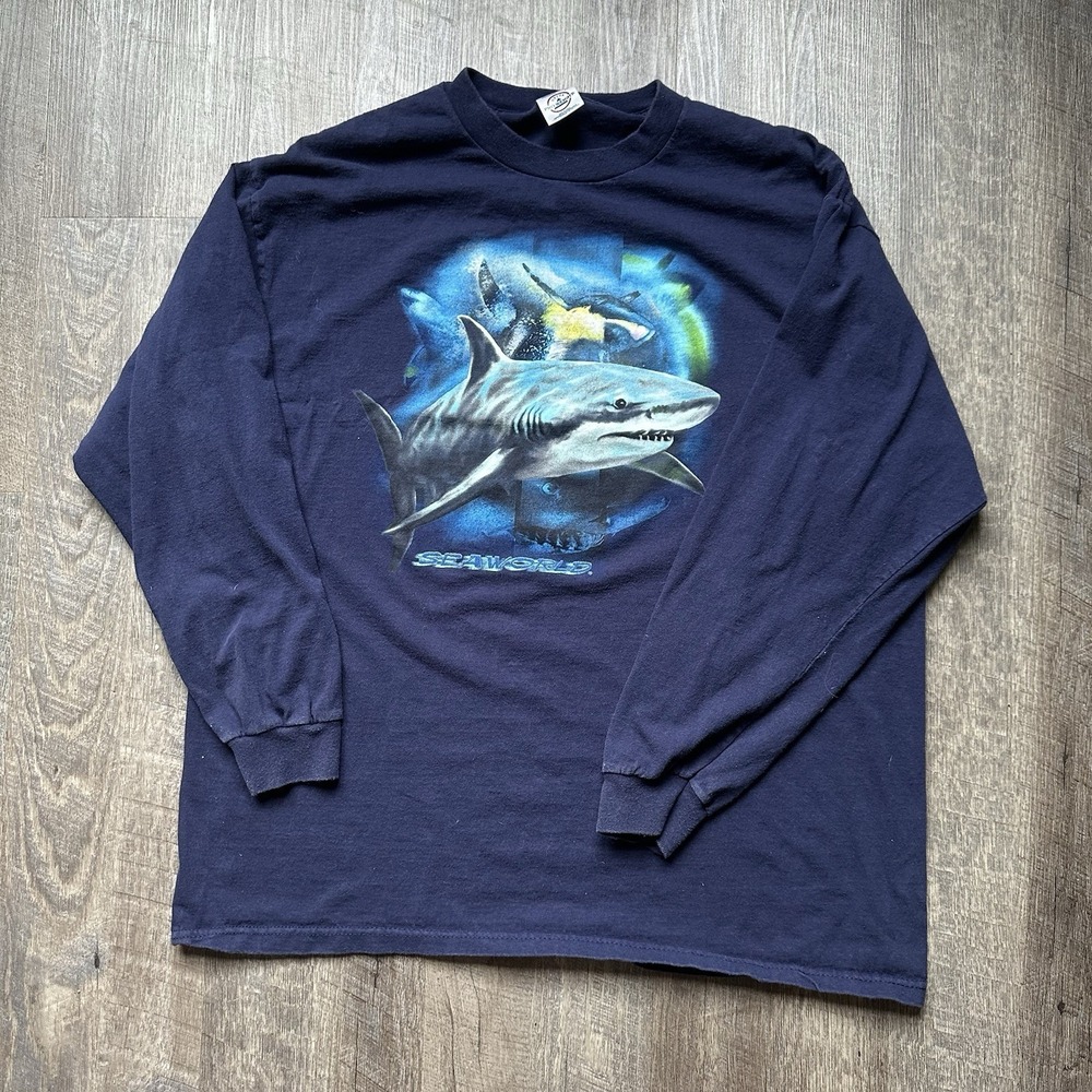 Vintage Seaworld Blue Shark Long sleeve t shirt XL Delta Knit in Usa Blue